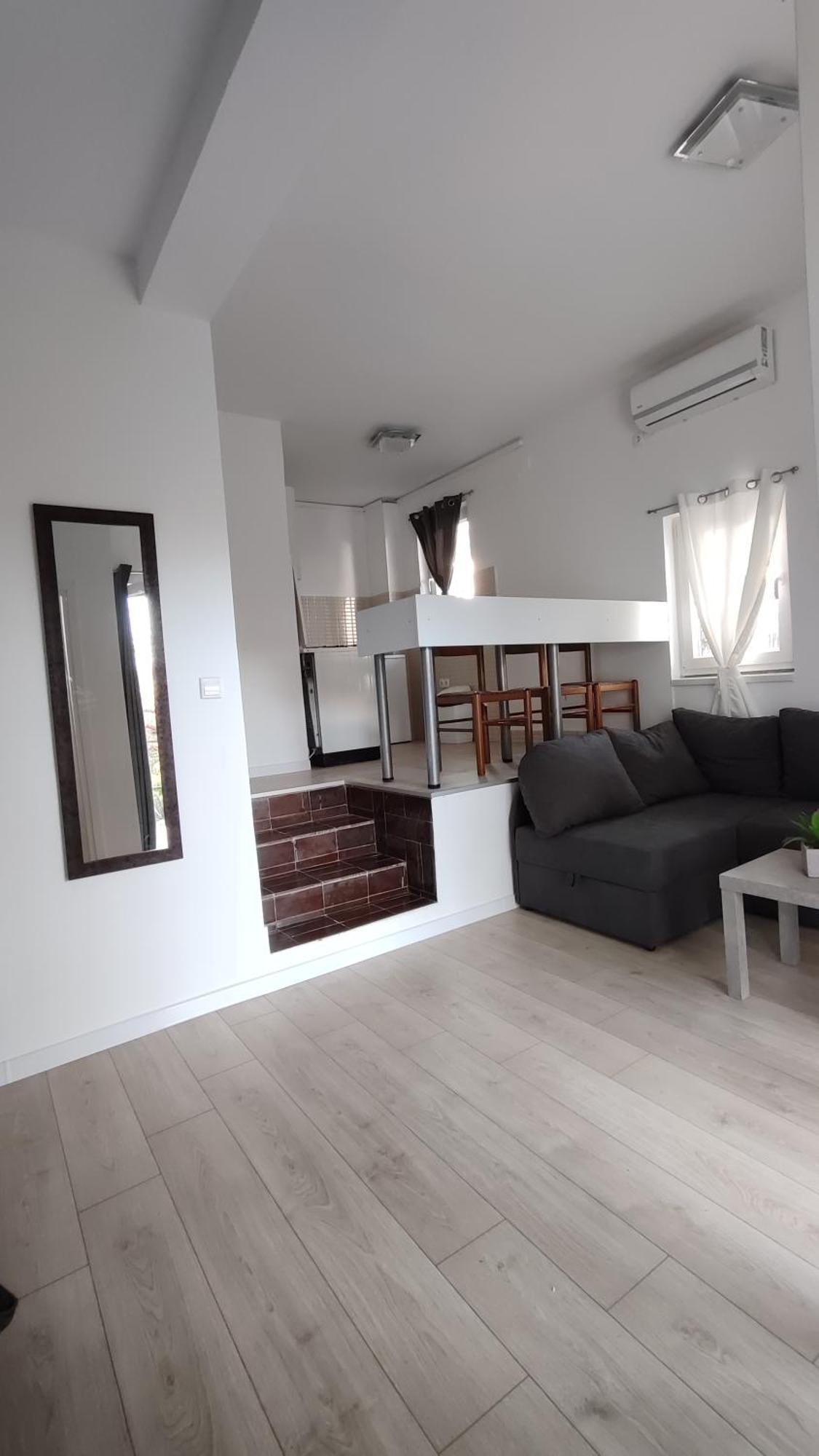 Apartments Glibic 泽斯特拉格 外观 照片